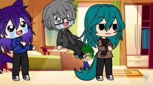 Пик Вару Куромаку и зонтик