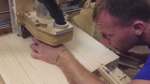 Самодельный пульт ДУ для станка с ЧПУ из фанеры.