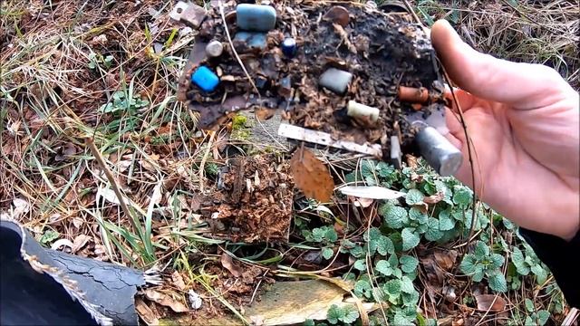 СТАЛК ЗА РАДИОДЕТАЛЯМИ И ЦВЕТНЫМ МЕТАЛЛОМ ПО АВТО-СВАЛКЕ! Нашёл КМ конденсаторы ЗЕЛЁНЫЕ И РЫЖИКИ! смотреть онлайн