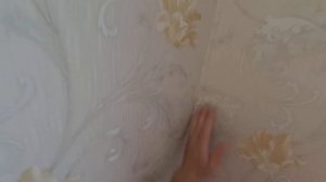 Обои отклеиваются в углах. Причина и решение.