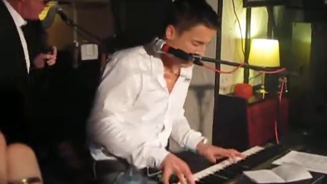 James Toseland at The Queen Adelaide Part 2 смотреть онлайн