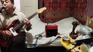 VOX DA5. Демонстрация работы комбика на аккумуляторах.