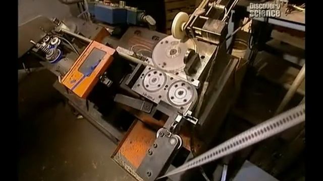 Гвозди (из чего это сделано ?) смотреть онлайн