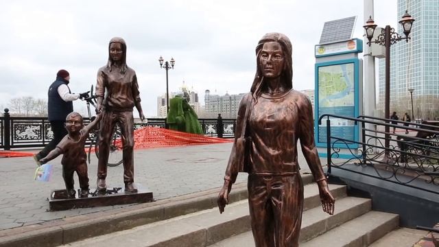 Интервенция художников в Астане 2 смотреть онлайн