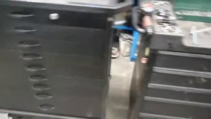 Инструментальная тележка своими руками. Обзор и сравнение с фирменными.