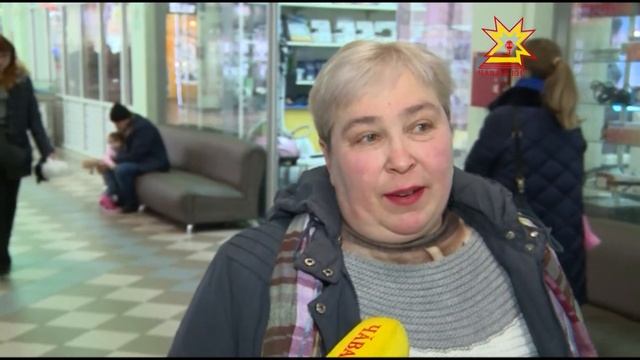 Что подарить женщинам на 8 марта