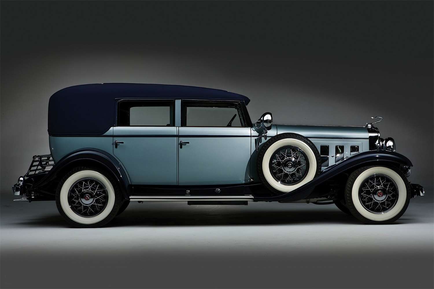 Мировой стандарт - Cadillac 452 V16.