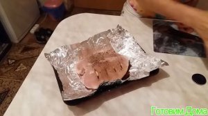 Запеченная куриная грудка с соевым соусом и чесноком в духовке