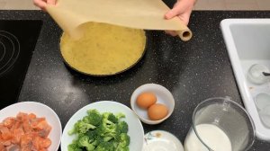 Открытый ПИРОГ КИШ с семгой и брокколи в сливочной заливке! Французский рецепт. Песочное тесто.