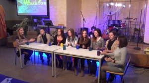 Подростковый клуб JAM Шоу талантов песня со стаканами