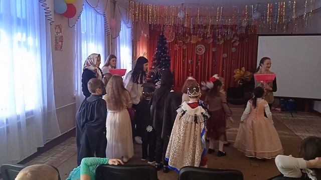 1 класс Утренник Новый год 1 часть смотреть онлайн