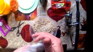 Самая простая прикормка, которая отлично косит карася и всю мирную рыбу!