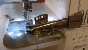 Окантователь  DAYU 103 на плоскошовной машинке Minerva M2000C