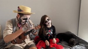 Песня безумца ("Тайна Коко") / Un Poco Loco (From "Coco")
