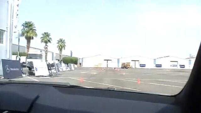 Hasan Kutbi Testing Mercedes Benz Brand Experience 2 Jeddah 11 смотреть онлайн