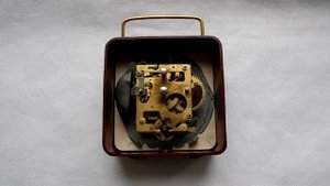 ХОД - часы будильник Янтарь ОЧЗ 1970-е года СССР