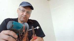 Болгарка ушм на 75мм и аккумулятор на 1500ма