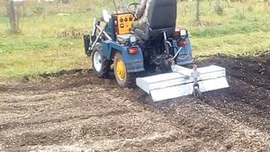 Осенняя пахота на самодельном тракторе из мотоблока Скаут DE15