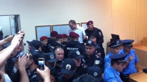 Арест Юлии Тимошенко - зал суда ч. 4