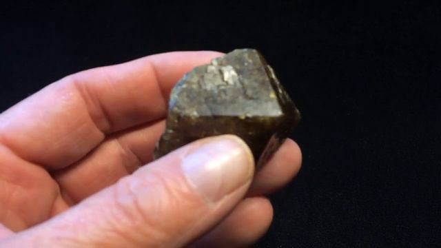 Chromium Andradite смотреть онлайн