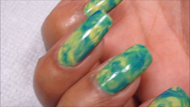 Green & Yellow Smooshy Marble | DIY Nail Art Tutorial смотреть онлайн