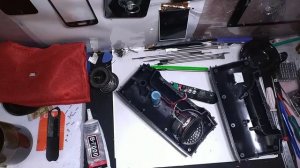 блютуз колонка включается,нет звука