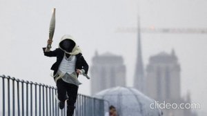 Nicolas - Au Revoir Paris!