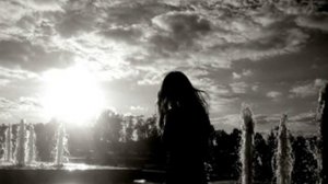 Мы любим тех, кто нас не любит