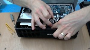 How to clean an Acer X110P projector colour wheel.