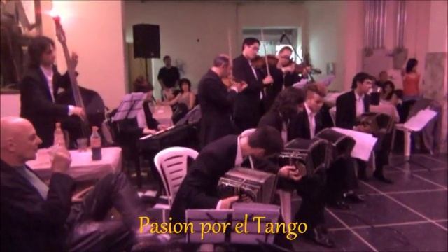 ORQUESTA TIPICA "LA JUAN D'ARIENZO" interpretando el tango LOCA en FLOREAL MILONGA смотреть онлайн