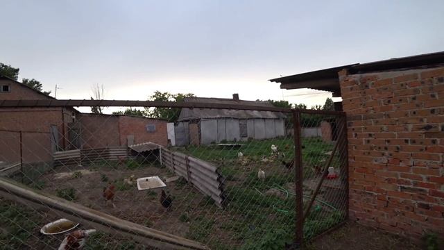 ГЛАЗА БОЯТСЯ РУКИ ДЕЛАЮ/СЛОЖИЛ ШИФЕР/ПОЛИВАЮ ОГОРОД/ЖИЗНЬ В СТАНИЦЕ/VLOG смотреть онлайн