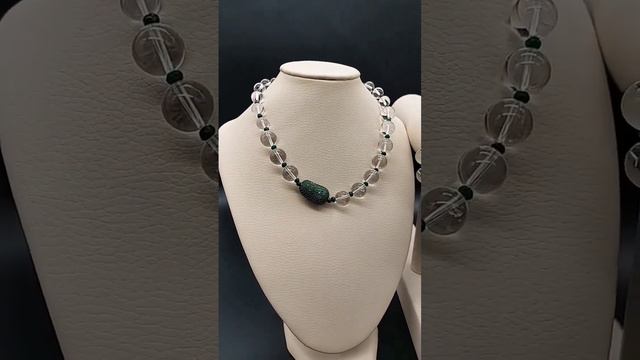 Горный хрусталь. Украшения из натуральных камней. смотреть онлайн