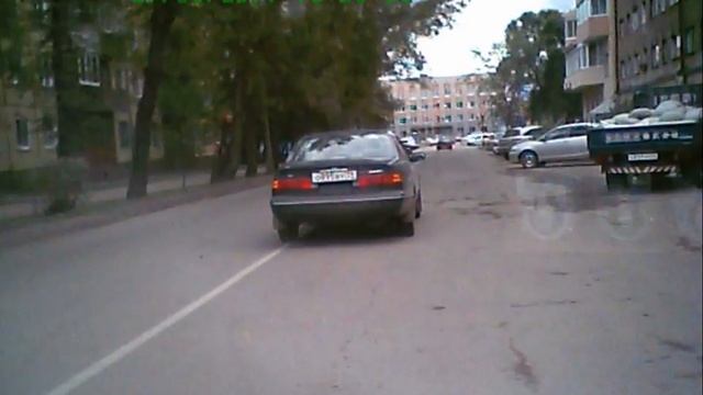 Абакан.Тойота Камри (о895ву19) на встречке лучше. смотреть онлайн