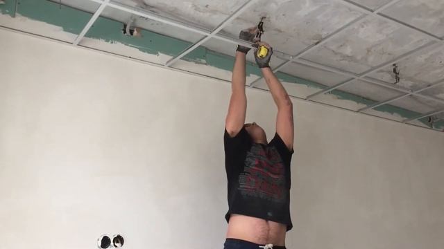 Как выставить Потолок Армстронг Правильно смотреть онлайн