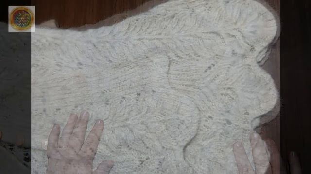 Эксклюзив,  авторская  работа. Кардиган-пальто с капюшоном.