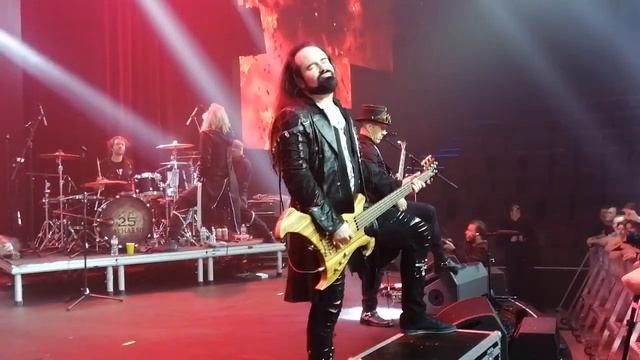 "CATHARSIS" с оркестром -- "Симфония огня" 15.10.2022г., Москва "Вегас - Сити Холл" смотреть онлайн