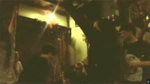 Александр Кравненко - Бутылка кефира, пол батона (Чайф)