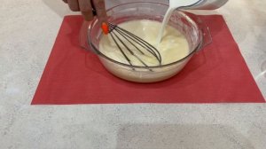 " Ягодный Kисель в  исполнении бисквитного искусства." "Berry jelly performed by biscuit art."