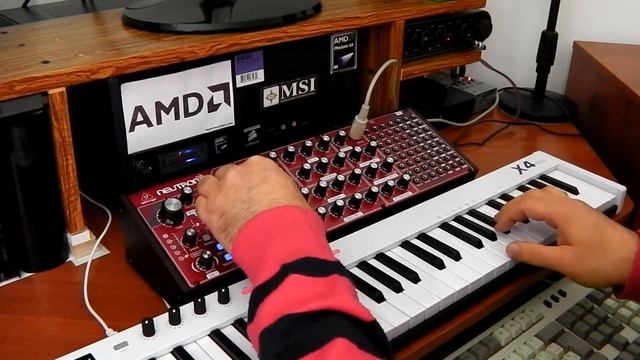 Modular Lifeform - Behringer Neutron Midiplus X4mini Avid MBox3 JBL 104 Superteclados.com смотреть онлайн