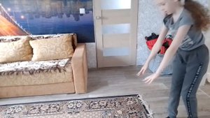 Как научиться делать колесо и стойку на руках с переворотом.