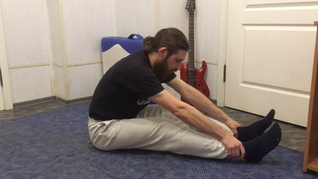 Краткий курс упражнений для повседневной растяжки мышц и снятия напряжения. смотреть онлайн