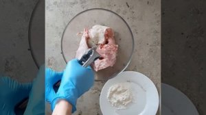 Запекаем кролика и тушим в сметане.Результат просто супер!!!