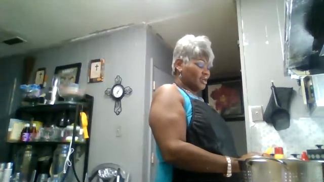 Mzluvlylady Meatloaf, Mash Potato and Broccoli смотреть онлайн