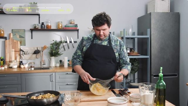 Шарлотка от шеф-повара Андрея Колодяжного: яблоки, клюква, орех пекан. Рецепт ароматной выпечки