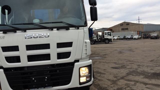 Тягач isuzu giga 6x4 самосвальный тонар 60 куб - Видео Обзор isuzumoscow смотреть онлайн