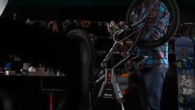 Верстак универсальный складной WORX JAWHORSE WX060 смотреть онлайн