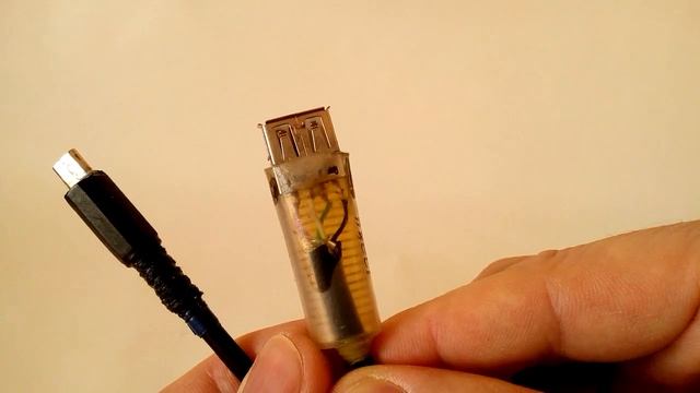 РЕМОНТ И ДОРАБОТКА USB КАБЕЛЯ.REPAIR AND REVISION OF USB OF CABLE смотреть онлайн