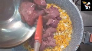 Тушеный картофель с куриной печенью