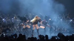 Beyoncé - Formation (VMAS 2016) HD