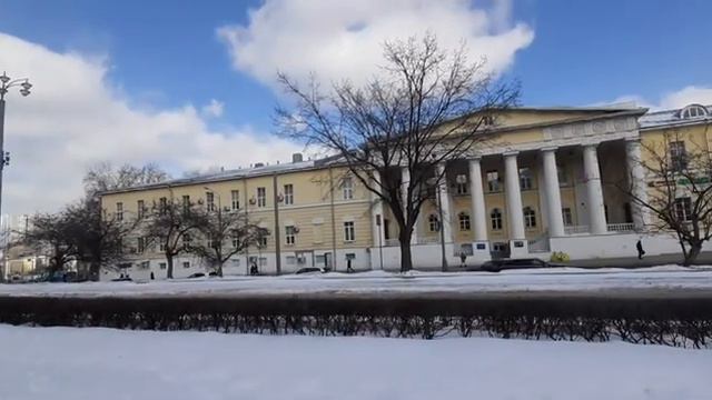 Москва. Прогулка по Кудринской площади смотреть онлайн